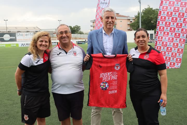 Torneio Internacional de Futebol “Jovens pela Paz” já decorre em vários campos do concelho de Ourém Torneio Internacional de Futebol “Jovens pela Paz” já decorre em vários campos do concelho de Ourém