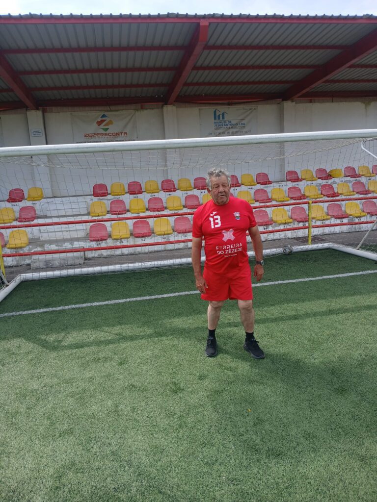 Convívio entre pais e filhos marcou manhã de futebol e alegria em Ferreira do Zêzere Convívio entre pais e filhos marcou manhã de futebol e alegria em Ferreira do Zêzere