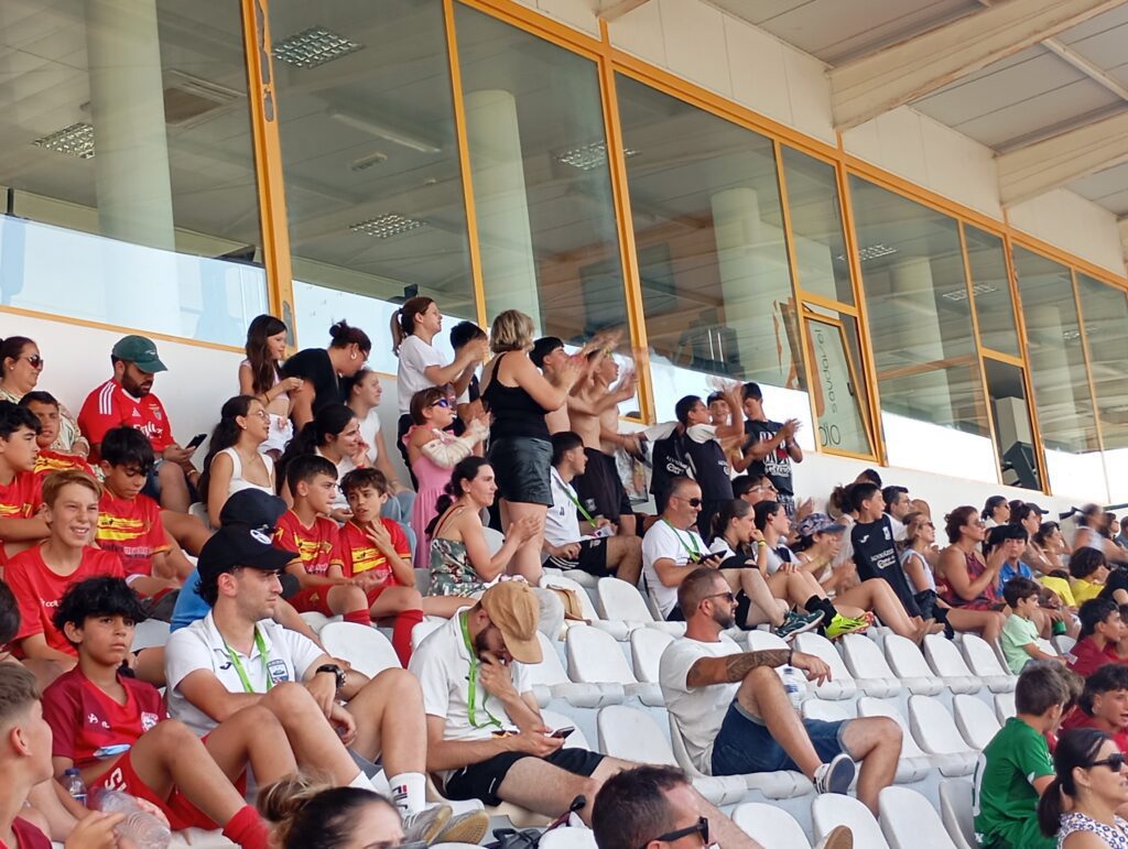 Paços de Ferreira Sub-13 e Académica OAF Sub-12 conquistam a ZiraKidsCup em Alvaiázere ( Fotos e áudio )
