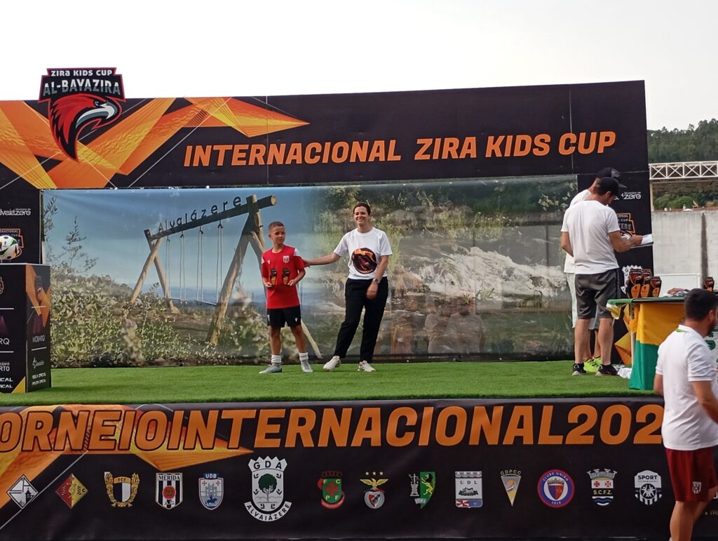 Paços de Ferreira Sub-13 e Académica OAF Sub-12 conquistam a ZiraKidsCup em Alvaiázere ( Fotos e áudio )