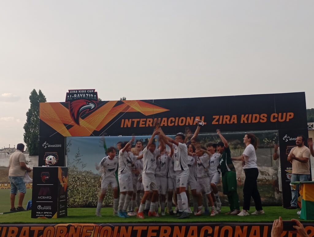 Paços de Ferreira Sub-13 e Académica OAF Sub-12 conquistam a ZiraKidsCup em Alvaiázere ( Fotos e áudio )