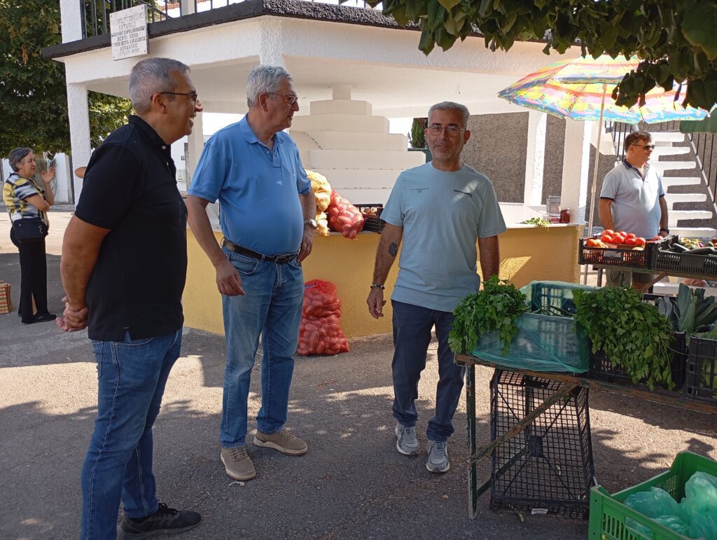 PS visita mercado do Carril e destaca importância social e económica para a freguesia