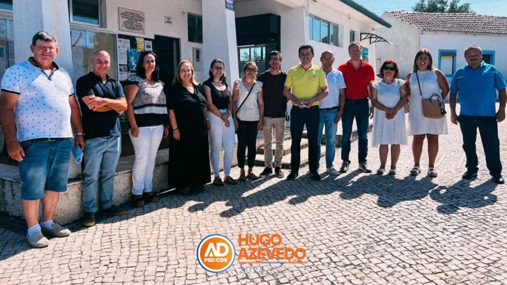 Candidatura da AD continua contacto com a população nos mercados do Carril e de Chãos