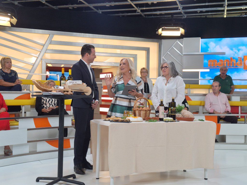 Presidente da Câmara Municipal de Ferreira do Zêzere promove Festival Gastronómico do Ovo na CMTV Presidente da Câmara Municipal de Ferreira do Zêzere promove Festival Gastronómico do Ovo na CMTV