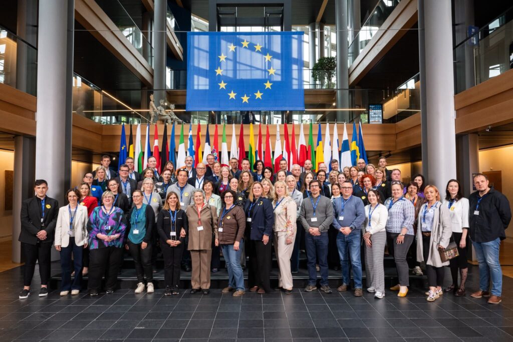 Professores e alunos de Ferreira do Zêzere vivem experiência única no Parlamento Europeu