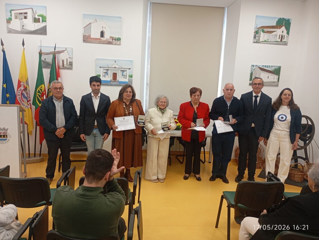 Freguesia de Ferreira do Zêzere celebrou 513 anos do Foral com várias homenagens Freguesia de Ferreira do Zêzere celebrou 513 anos do Foral com várias homenagens