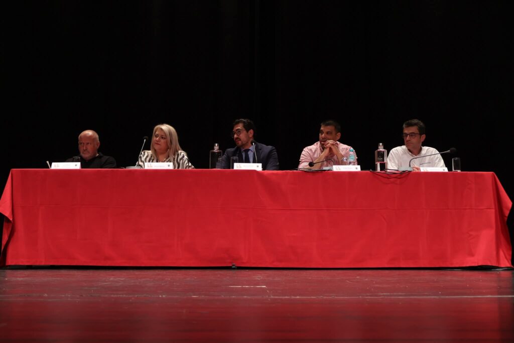 Entroncamento: Cineteatro São João acolheu 10.ª edição de “Políticos de Palmo e Meio” com 290 alunos