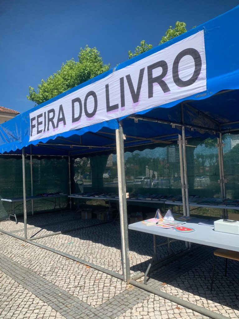 Oposição denuncia condições da Feira do Livro Oposição denuncia condições da Feira do Livro