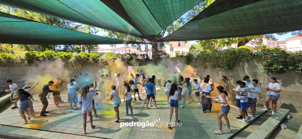 Dia da Criança celebrado com muita animação, cor e consciência ambiental em Pedrógão Grande Dia da Criança celebrado com muita animação, cor e consciência ambiental em Pedrógão Grande