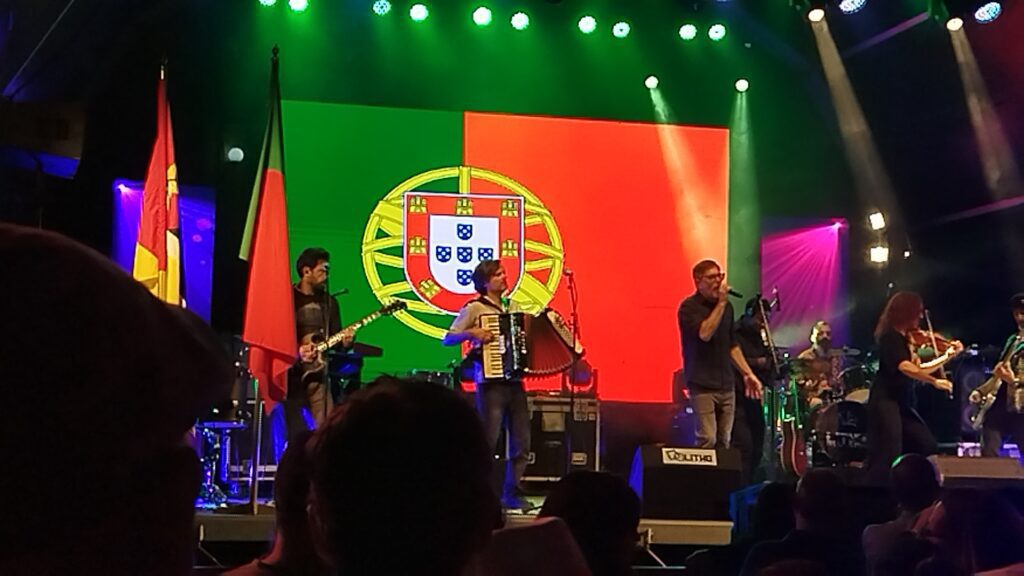 A banda de Tomar "Quinta do Bill" emociona Maputo na Festa de Portugal