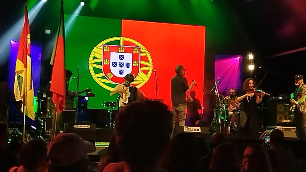 A banda de Tomar "Quinta do Bill" emociona Maputo na Festa de Portugal