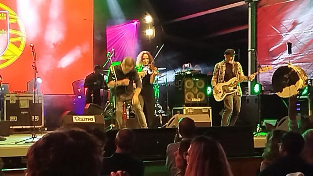 A banda de Tomar "Quinta do Bill" emociona Maputo na Festa de Portugal