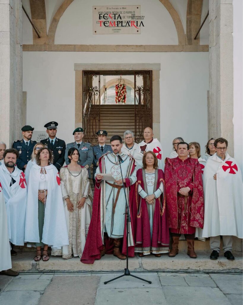 Festa Templária de Tomar arrancou com grandioso Cortejo de Abertura e prossegue até domingo Festa Templária de Tomar arrancou com grandioso Cortejo de Abertura e prossegue até domingo