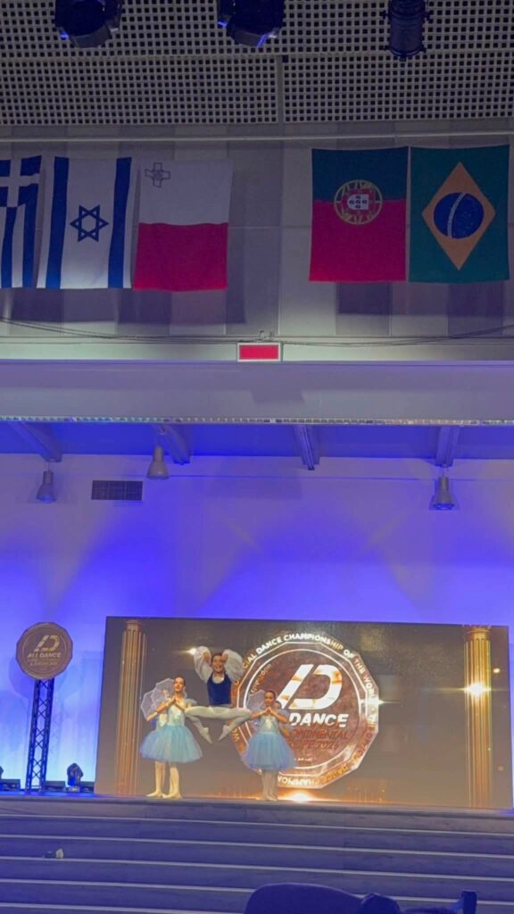 Bailarinos de Ferreira do Zêzere conquistam o pódio no All Dance Europe na Grécia