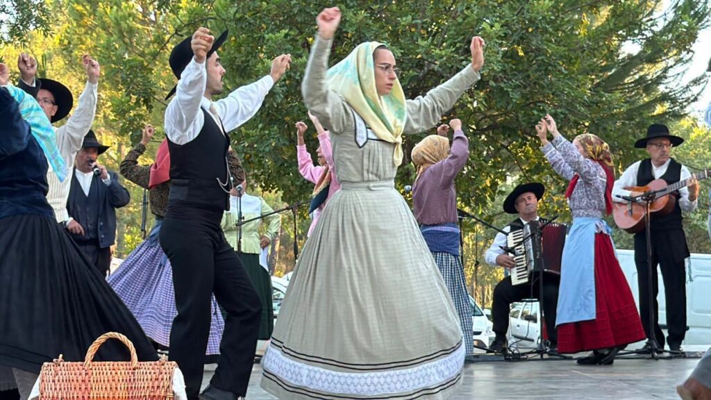 Festival Luso-Espanhol reuniu grupos de folclore em Abrantes Festival Luso-Espanhol reuniu grupos de folclore em Abrantes