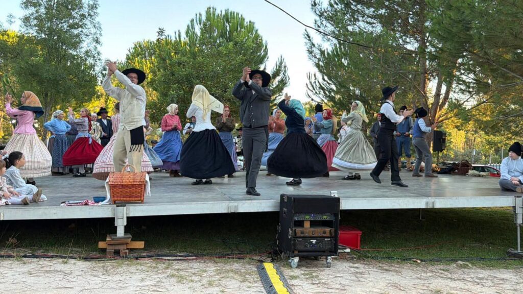 Festival Luso-Espanhol reuniu grupos de folclore em Abrantes Festival Luso-Espanhol reuniu grupos de folclore em Abrantes