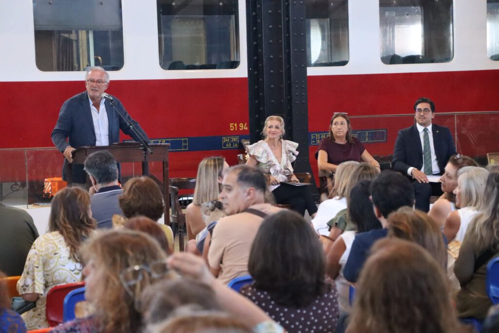 Entroncamento dá as boas-vindas aos professores do novo ano letivo no Museu Nacional Ferroviário Entroncamento dá as boas-vindas aos professores do novo ano letivo no Museu Nacional Ferroviário