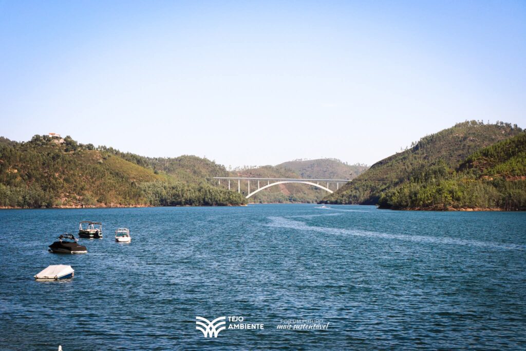 Tejo Ambiente sensibiliza visitantes para a preservação das praias fluviais de Ferreira do Zêzere