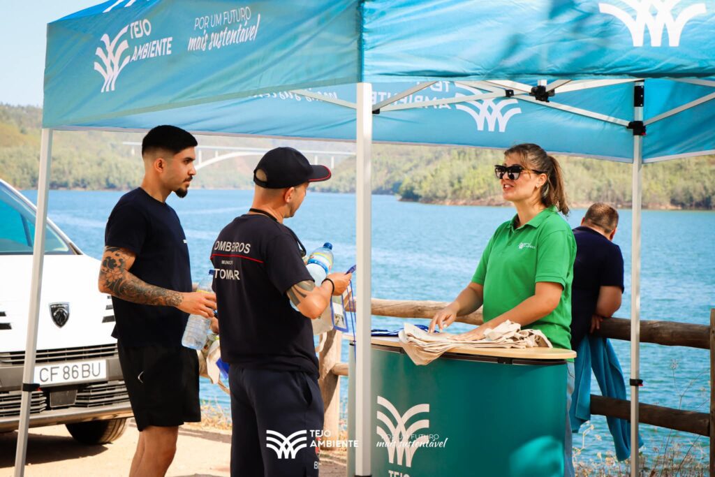 Tejo Ambiente sensibiliza visitantes para a preservação das praias fluviais de Ferreira do Zêzere