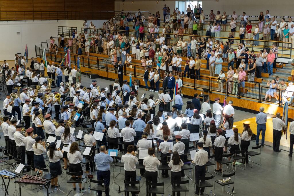 Oito bandas filarmónicas de Torres Novas reuniram-se no Palácio dos Desportos