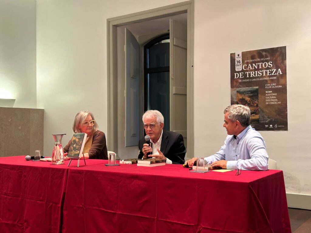 Livro "Cantos de Tristeza" de Ovídio, apresentado em Ourém Livro "Cantos de Tristeza" de Ovídio, apresentado em Ourém
