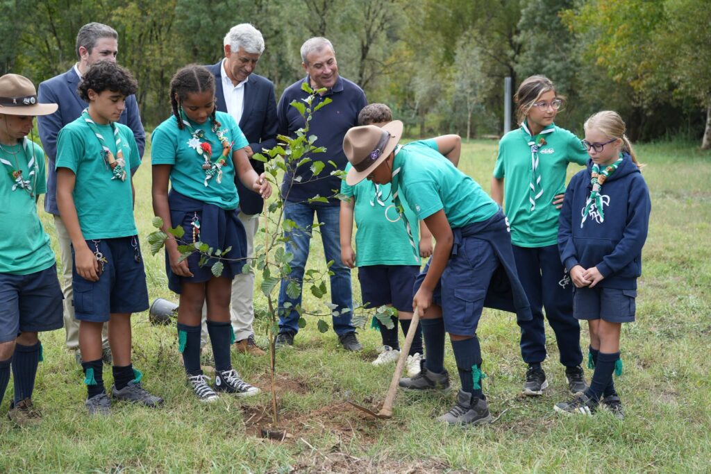 Ourém assinalou Dia Mundial do Turismo com ação de reflorestação no Agroal Ourém assinalou Dia Mundial do Turismo com ação de reflorestação no Agroal