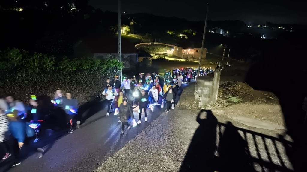 Muita cor e animação na Caminhada Luminosa dos Escuteiros de Ferreira do Zêzere