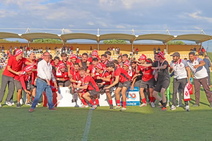 Clube Atlético Ouriense: Bicampeão da Taça do Ribatejo em júniores Clube Atlético Ouriense: Bicampeão da Taça do Ribatejo em júniores