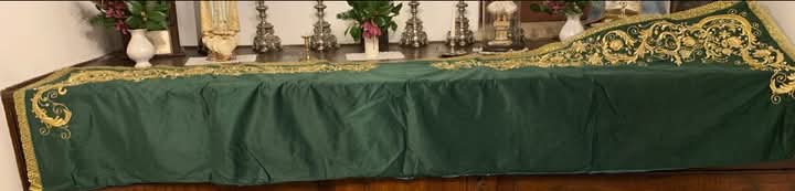 Paróquia do Bêco oferece manto verde bordado a Nossa Senhora do Pranto, este domingo no Círio a Dornes