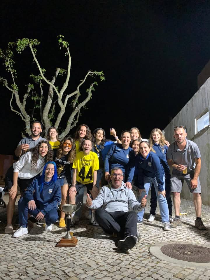 Futsal|Seniores femininas do Sport Club conquistam Taça de Encerramento