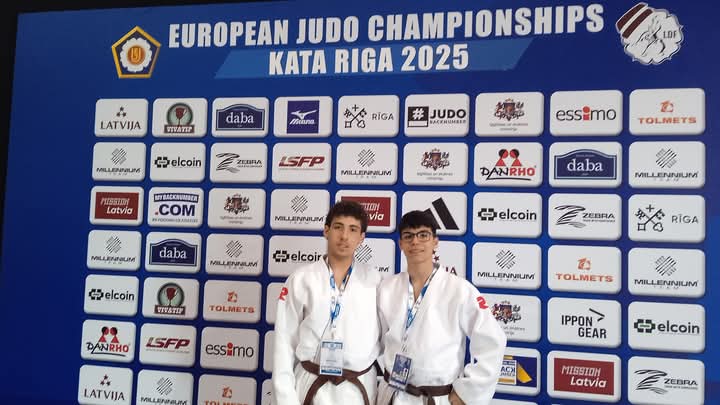 Atletas de Ferreira do Zêzere regressam hoje do Europeu de Kata em Riga, Letónia
