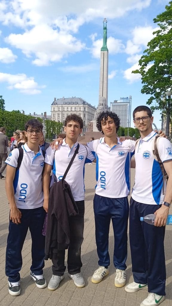 Atletas de Ferreira do Zêzere regressam hoje do Europeu de Kata em Riga, Letónia