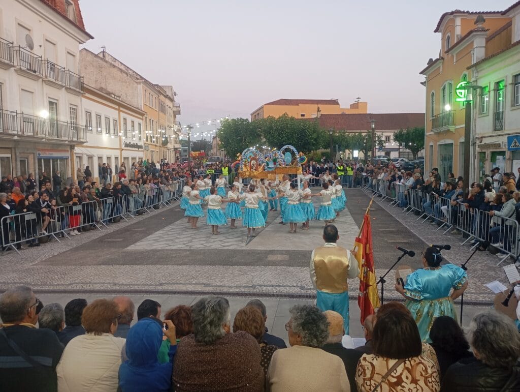 "Verão Ferreira do Zêzere" traz de volta as Marchas Populares esta noite "Verão Ferreira do Zêzere" traz de volta as Marchas Populares esta noite