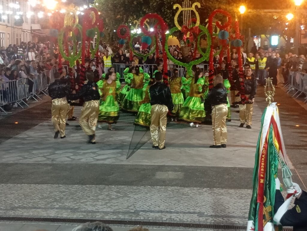 "Verão Ferreira do Zêzere" traz de volta as Marchas Populares esta noite "Verão Ferreira do Zêzere" traz de volta as Marchas Populares esta noite