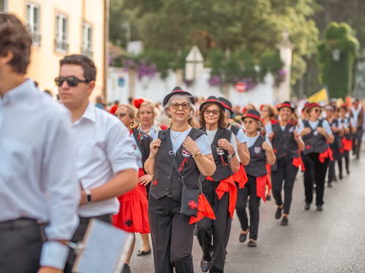 Tomar encheu-se de cor e tradição com o "brilho" das Marchas Populares
