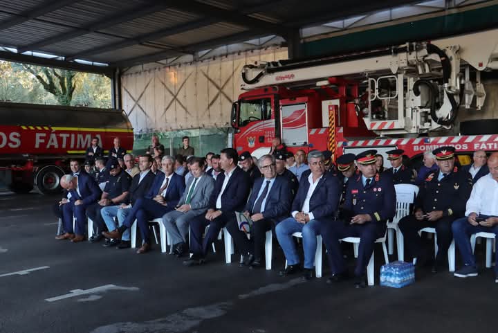 Bombeiros de Fátima assinalam 22.º aniversário com assinatura de protocolo para novo quartel Bombeiros de Fátima assinalam 22.º aniversário com assinatura de protocolo para novo quartel