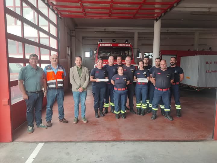Executivo da C. M. Ferreira do Zêzere visita meios de combate a incêndios no concelho