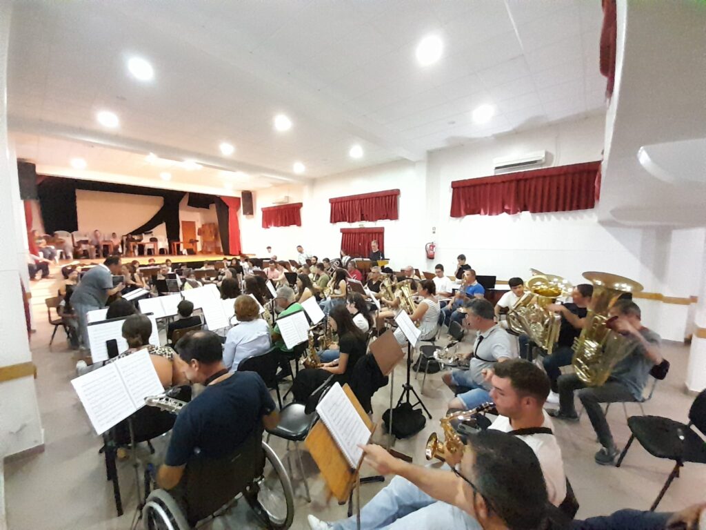 Filarmónicas de Ferreira do Zêzere e Frazoeira preparam concerto inédito com os Quinta do Bill