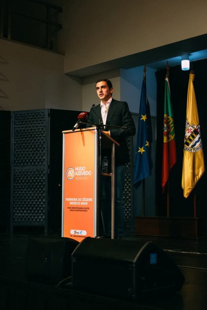 Ricardo Oliveira e eurodeputado Sebastião Bugalho na Apresentação da Candidatura de Hugo Azevedo à Câmara Municipal de Ferreira do Zêzere