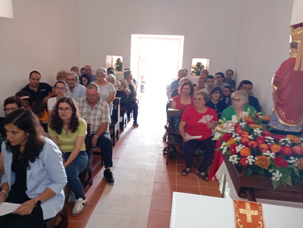 Areias: Paroquianos celebraram obras do restauro exterior da Capela de São Saturnino em ambiente de festa