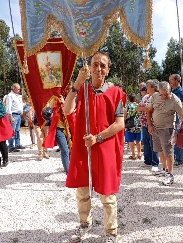 Areias: Paroquianos celebraram obras do restauro exterior da Capela de São Saturnino em ambiente de festa