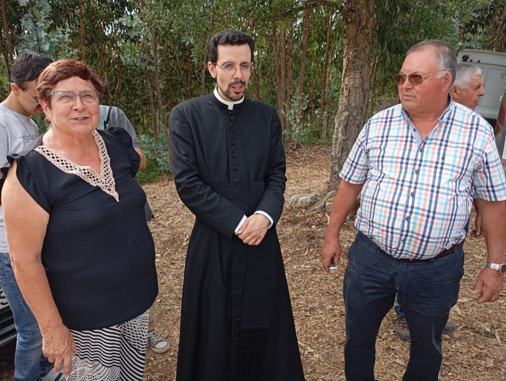 Areias: Paroquianos celebraram obras do restauro exterior da Capela de São Saturnino em ambiente de festa