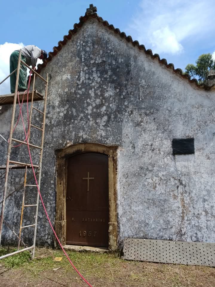 Areias: Paroquianos celebraram obras do restauro exterior da Capela de São Saturnino em ambiente de festa