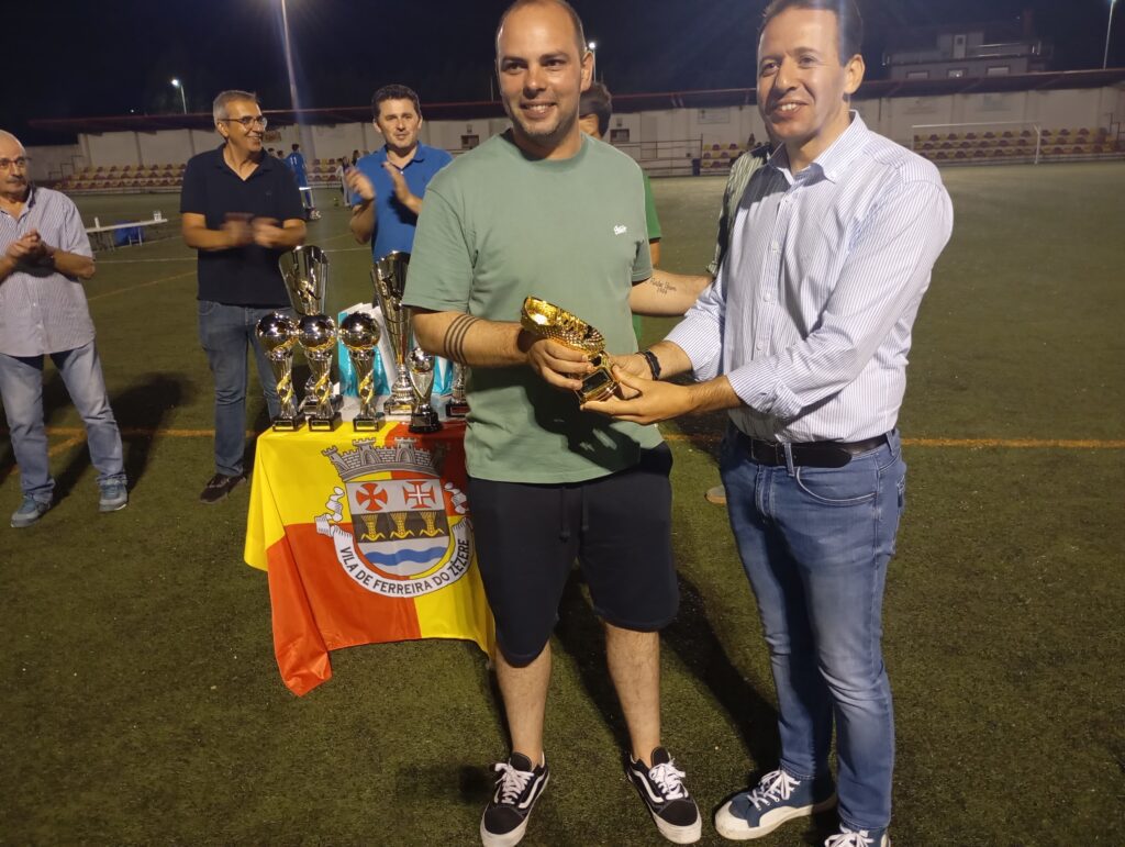 Ferreira do Zêzere encerra em festa o 2.º Torneio Interfreguesias de Futebol de 7 com seis equipas em "competição" | Com Entrevistas
