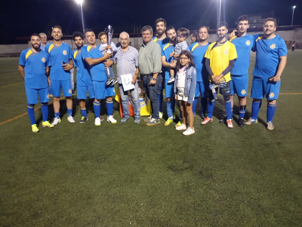 Ferreira do Zêzere encerra em festa o 2.º Torneio Interfreguesias de Futebol de 7 com seis equipas em "competição" | Com Entrevistas