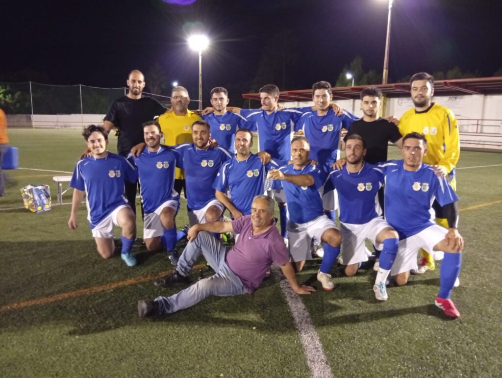 Ferreira do Zêzere encerra em festa o 2.º Torneio Interfreguesias de Futebol de 7 com seis equipas em "competição" | Com Entrevistas