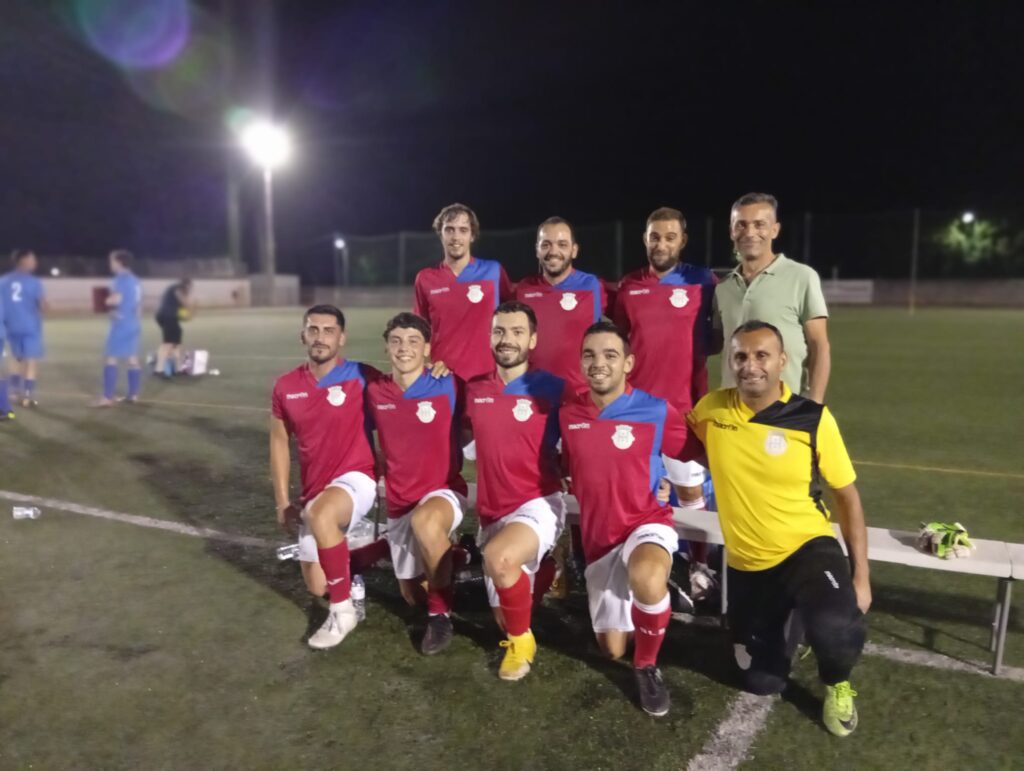 Ferreira do Zêzere encerra em festa o 2.º Torneio Interfreguesias de Futebol de 7 com seis equipas em "competição" | Com Entrevistas