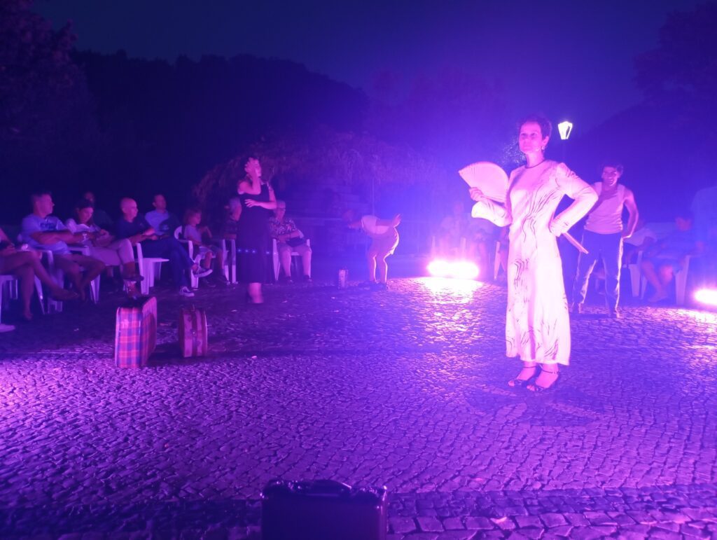 Teatro em Dornes foi um sucesso com “O Portal da Península” Teatro em Dornes foi um sucesso com “O Portal da Península”
