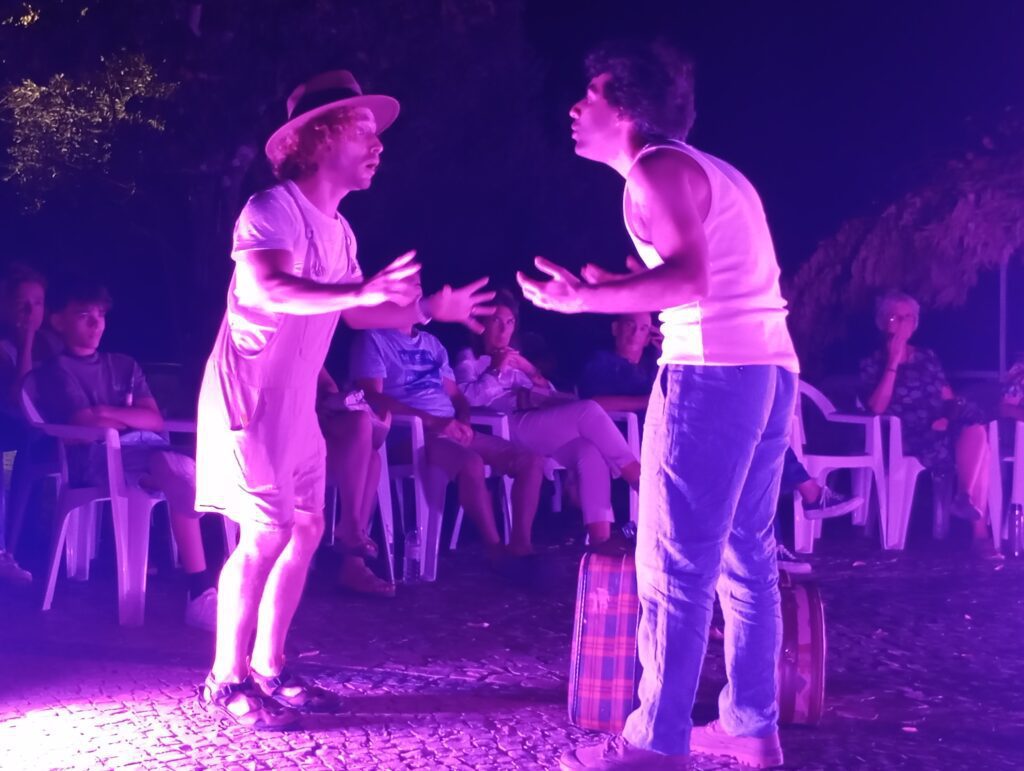 Teatro em Dornes foi um sucesso com “O Portal da Península” Teatro em Dornes foi um sucesso com “O Portal da Península”