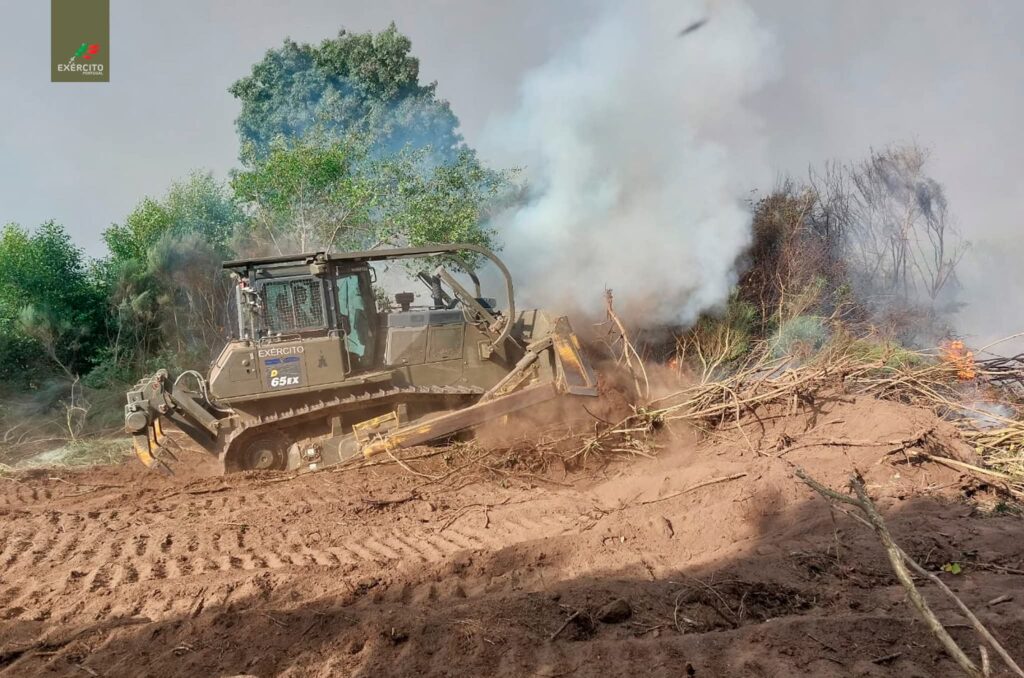 Exército Português reforça combate aos grandes incêndios com quase 3 mil militares no terreno